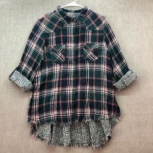 Womens Plaid Animal Print Long Sleeve Collared Button Up Shirt